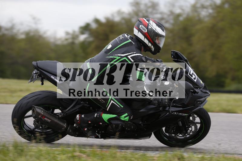 /Archiv-2024/13 22.04.2024 Plüss Moto Sport ADR/Einsteiger/54